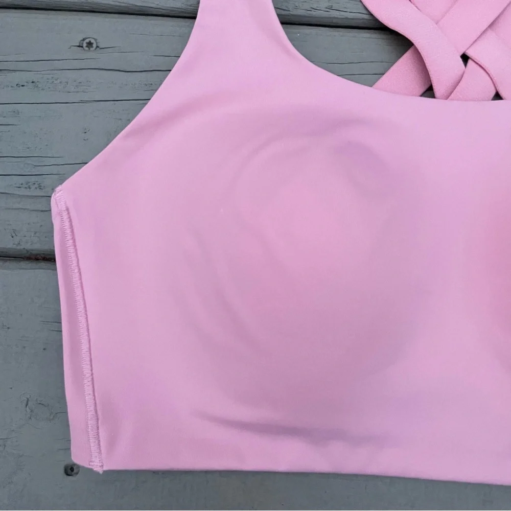Lululemon Energy Bra *High Support in Pink Puff bra size 38 DD